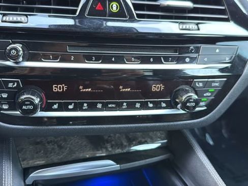 Used 2019 BMW M550i xDrive w/ Premium Package AWD/4WD image 18