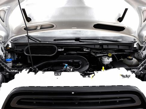 Used 2019 Ford Transit 250 130 Low Roof image 43