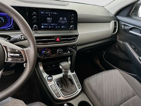 Used 2026 Kia Seltos LX AWD/4WD image 25