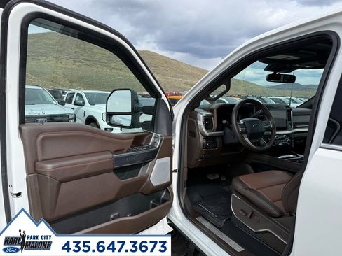 Used 2025 Ford F350 King Ranch AWD/4WD image 12