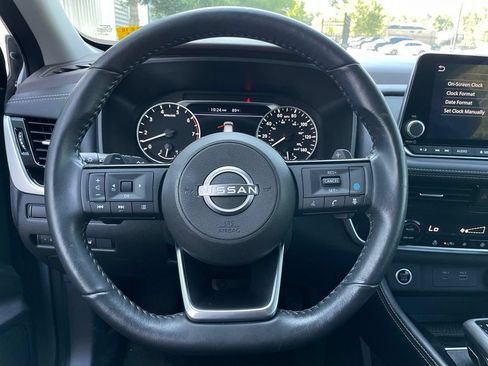 Used 2023 Nissan Rogue SL FWD image 15