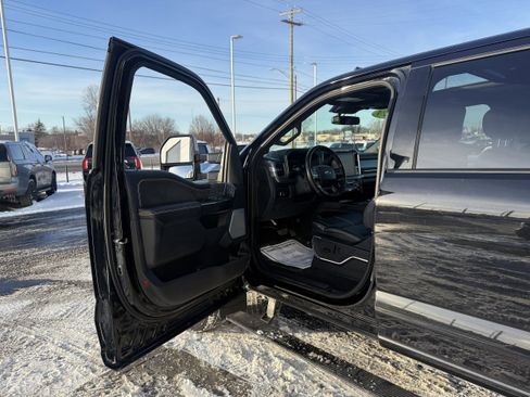 Used 2024 Ford F250 Platinum w/ Tremor Off-Road Package image 12