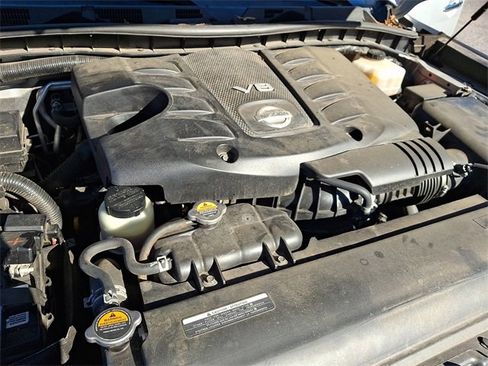 Used 2019 Nissan Armada Platinum w/ Captain's Chairs Package image 28