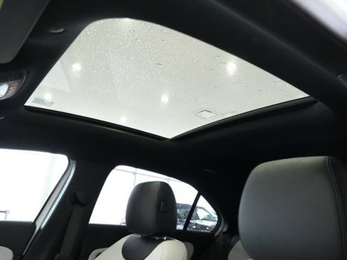 Used 2021 Mercedes-Benz A 35 AMG 4MATIC image 24