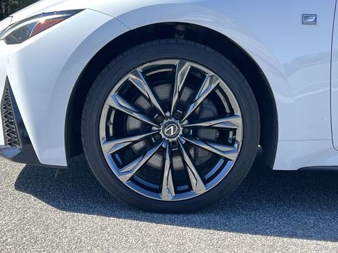 Used 2022 Lexus IS 350 F Sport image 11