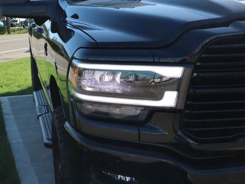 Used 2024 RAM 2500 Laramie w/ Night Edition image 5