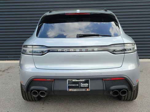 New 2026 Porsche Macan image 4