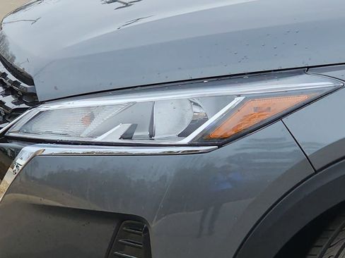 Used 2025 Nissan Kicks Play S image 28