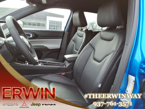 New 2026 Jeep Compass Limited image 9