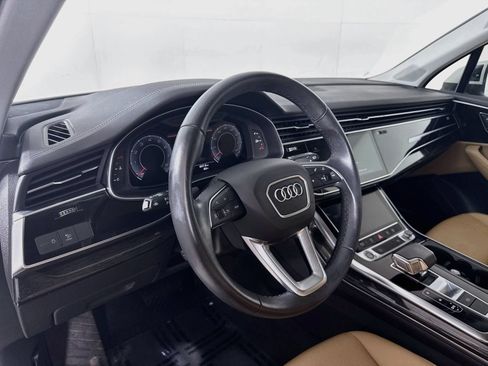 Used 2023 Audi Q7 3.0T Premium Plus w/ Premium Plus Package AWD/4WD image 4