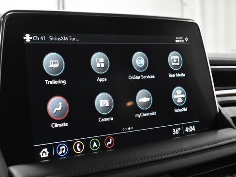 Used 2021 Chevrolet Suburban LT w/ Rear Media and Nav Package image 16