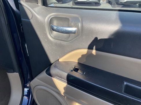 Used 2016 Jeep Compass Sport w/ Power Value Group image 28