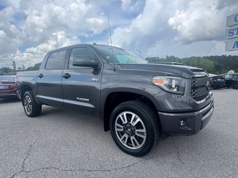 Used 2018 Toyota Tundra SR5 w/ TRD Sport Package AWD/4WD image 4