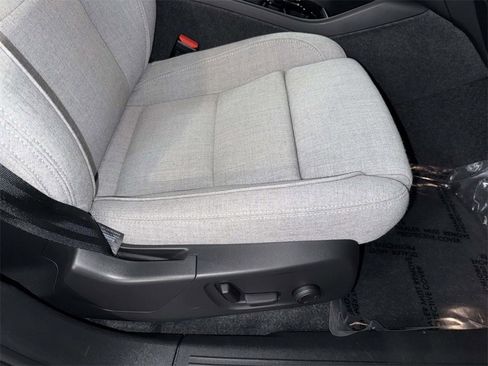 Used 2024 Volvo C40 P8 Recharge Ultimate image 15