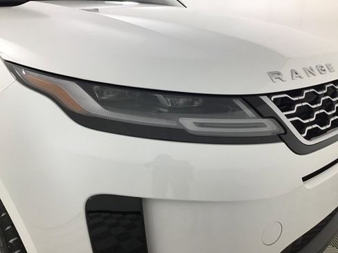 Used 2022 Land Rover Range Rover Evoque SE image 25