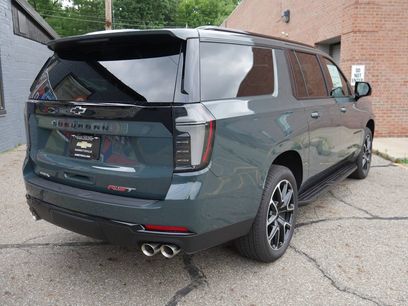 New 2026 Chevrolet Suburban RST w/ RST Capability Package