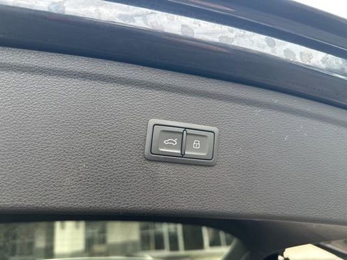 Used 2018 Audi Q5 2.0T Premium Plus image 19