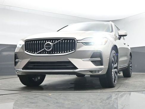 Used 2023 Volvo XC60 B5 Ultimate AWD/4WD image 40