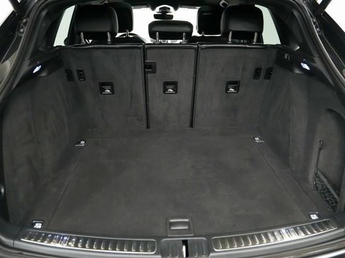 Certified 2021 Porsche Macan S image 13