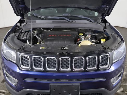 Used 2019 Jeep Compass Limited AWD/4WD image 16