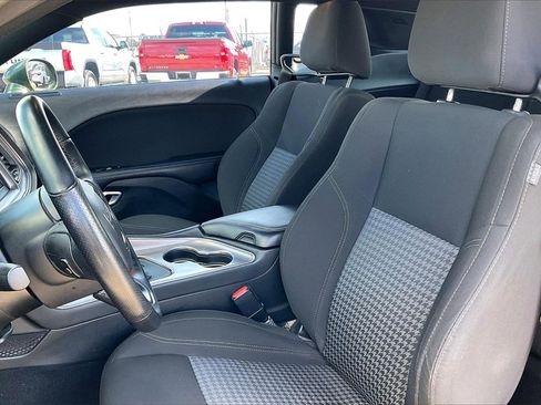Used 2023 Dodge Challenger SXT w/ Blacktop Package image 16