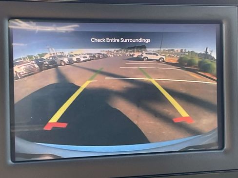 Used 2024 Chrysler Voyager LX image 26