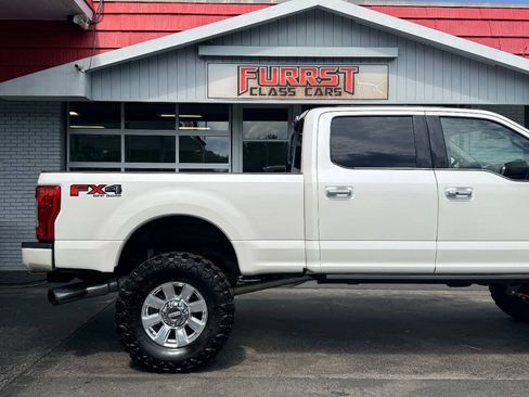 Used 2019 Ford F250 Limited w/ FX4 Off-Road Package AWD/4WD image 10