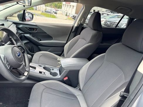 Used 2025 Subaru Crosstrek 2.5i Premium AWD/4WD image 9