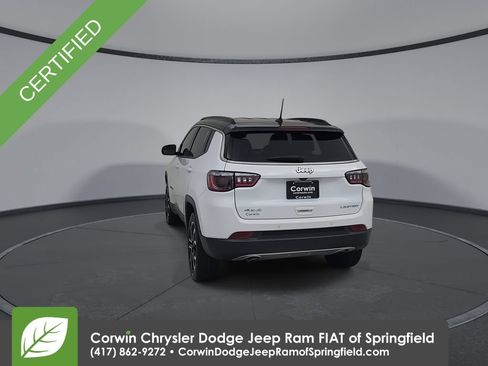 Used 2023 Jeep Compass Limited AWD/4WD image 11