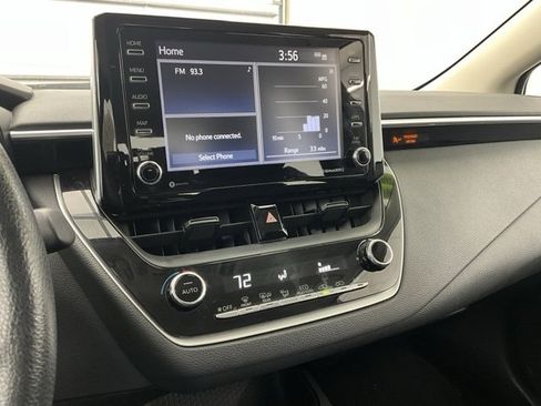 Used 2021 Toyota Corolla LE image 10