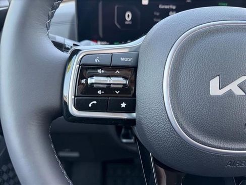 New 2026 Kia Carnival SX Prestige FWD image 26