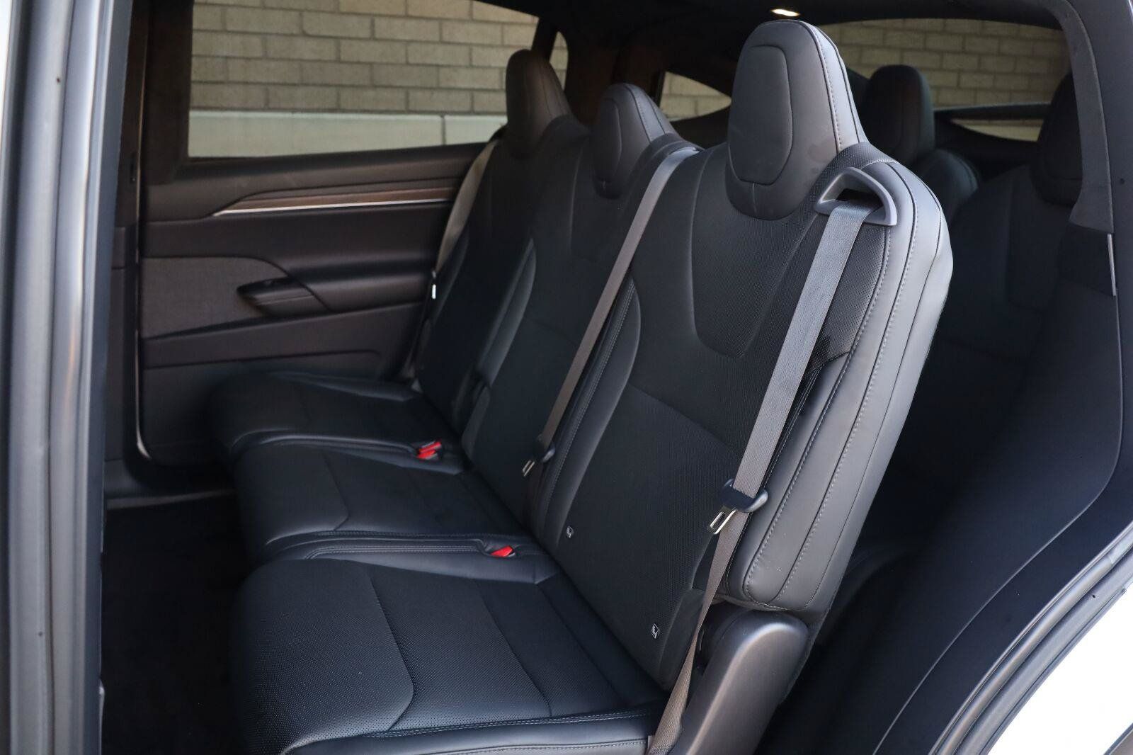 Used 2023 Tesla Model X AWD/4WD image 25