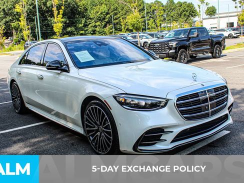 Used 2023 Mercedes-Benz S 580 4MATIC Sedan w/ AMG Line image 3