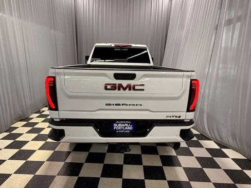 Used 2024 GMC Sierra 3500 AT4 w/ AT4 Premium Plus Package AWD/4WD image 3