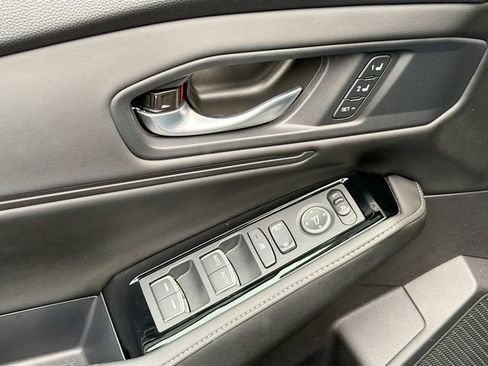 Used 2025 Honda Accord Touring image 18