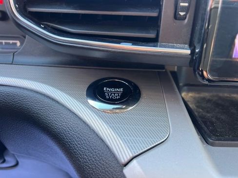 Used 2023 Ford Explorer XLT w/ Equipment Group 202A image 32