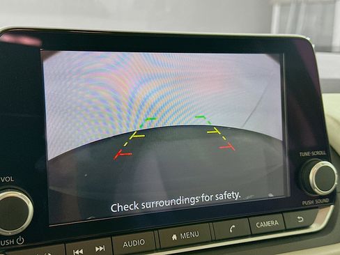 Used 2023 Nissan Rogue SV AWD/4WD image 22