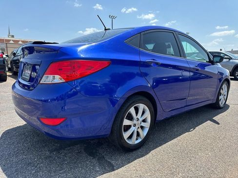 Used 2012 Hyundai Accent GLS w/ Premium Pkg 3 FWD image 4