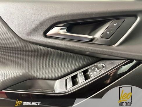 Used 2026 Chevrolet Equinox RS w/ LPO, Floor Liner Package AWD/4WD image 23