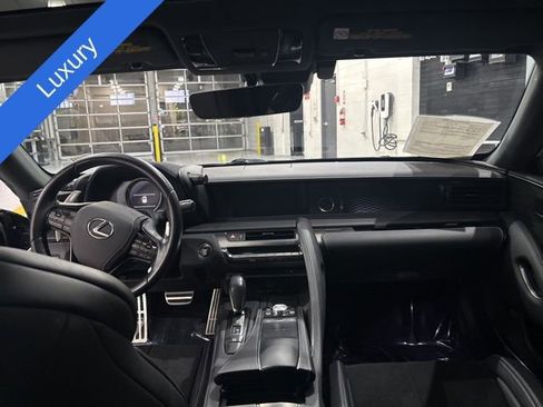 Used 2018 Lexus LC 500 Coupe w/ Sport Package image 28