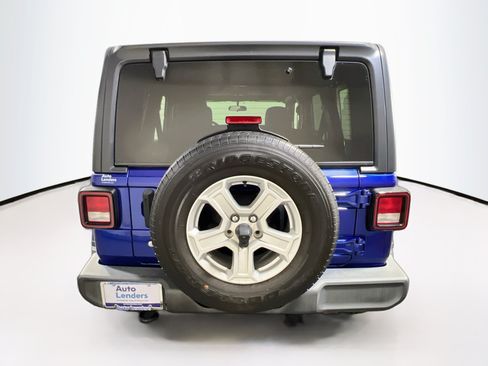 Used 2018 Jeep Wrangler Unlimited Sport S AWD/4WD image 6
