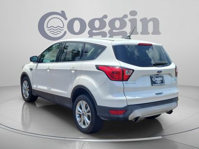Used 2019 Ford Escape SE