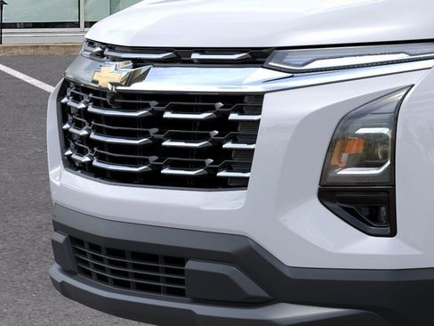 New 2026 Chevrolet Equinox LT AWD/4WD image 13