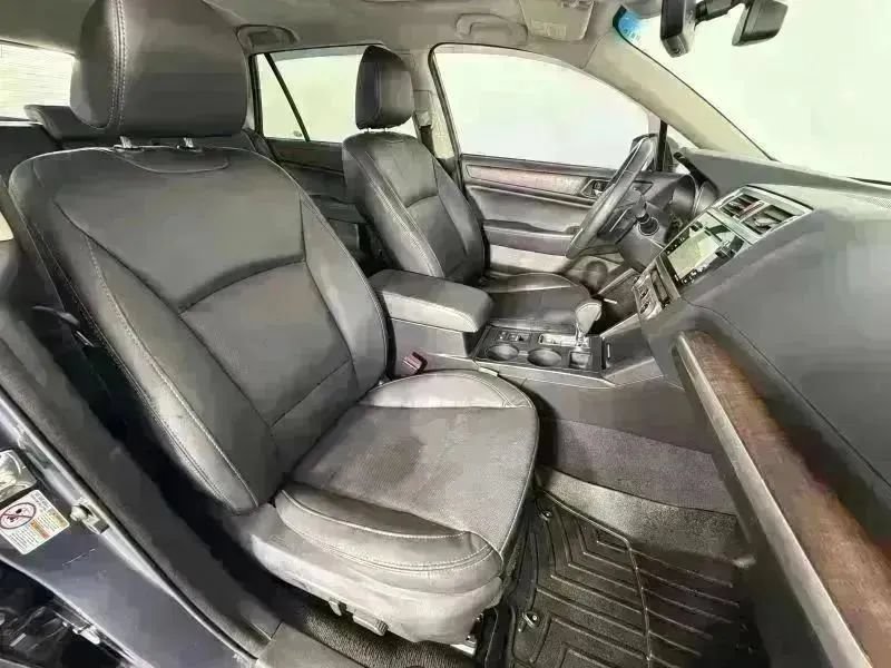 Used 2017 Subaru Outback 2.5i Limited AWD/4WD image 30