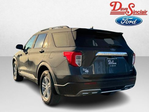Used 2023 Ford Explorer XLT w/ Equipment Group 202A image 9
