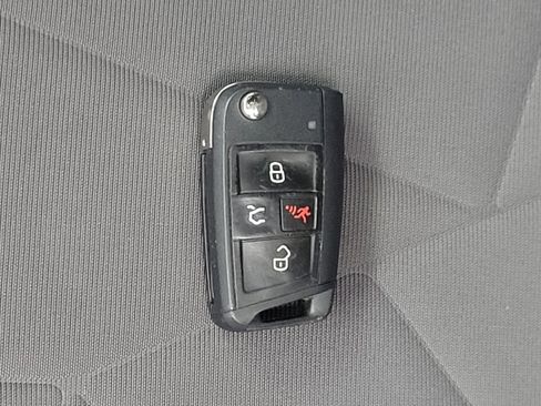 Used 2025 Volkswagen Jetta Sport FWD image 32