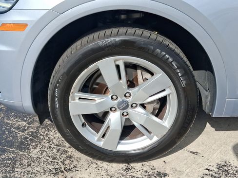 Used 2019 Audi Q5 2.0T Premium Plus w/ Premium Plus Package AWD/4WD image 8
