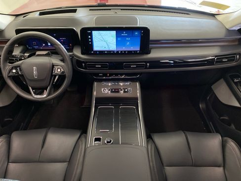 New 2026 Lincoln Aviator Reserve AWD/4WD image 18