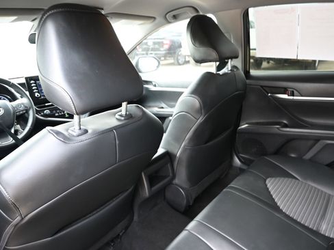 Used 2023 Toyota Camry SE FWD image 20