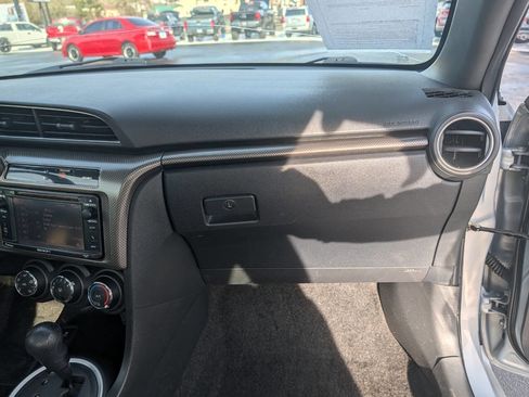 Used 2014 Scion tC image 26